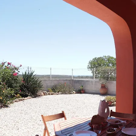 Ingrina House Raposeira (Faro)