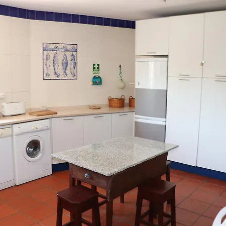 בית נופש Ingrina House Raposeira (Faro)