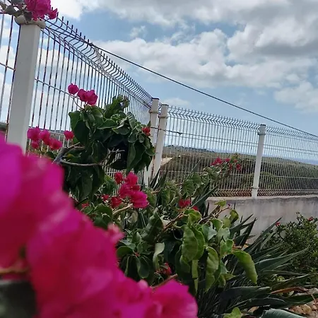 בית נופש Ingrina House *